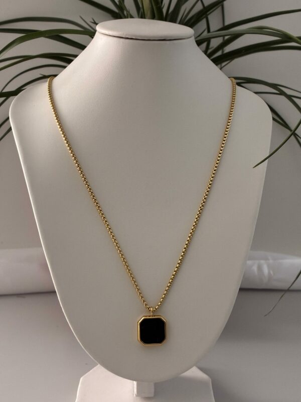 124f03a74ea941c797878c953bc4de2etplv-t5fjg24jzw-origin-jpeg-1.jpeg Collier CARRE OR