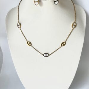 0b9896d5dd96414f8bd6ead9feca8793tplv-t5fjg24jzw-origin-jpeg.jpeg Parure ANNA acier inoxydable couleur or