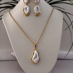 1f62d4c6b28c4a15bee672b9212beb02tplv-t5fjg24jzw-origin-jpeg-2.jpeg Parure ENORA en Acier Inoxydable 316 plaqué Or