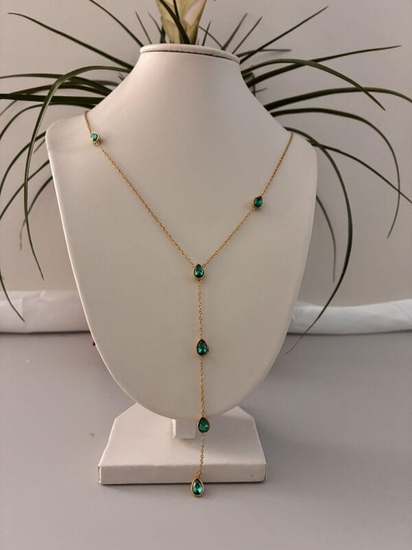 389a4d906bc64dff954d4a82b13397a9tplv-t5fjg24jzw-origin-jpeg.jpeg Collier PERLA V en acier inoxydable 316 plaqué Or