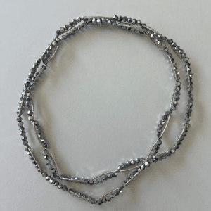 431b41_5ca25c21e06e4ee2954b347872a5aaf0~mv2 SKINY G : baya cristal double Gris argenté