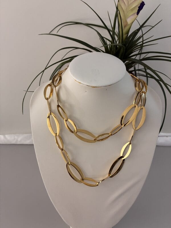 Sautoir OVAL  en acier inoxydable 304 plaqué Or