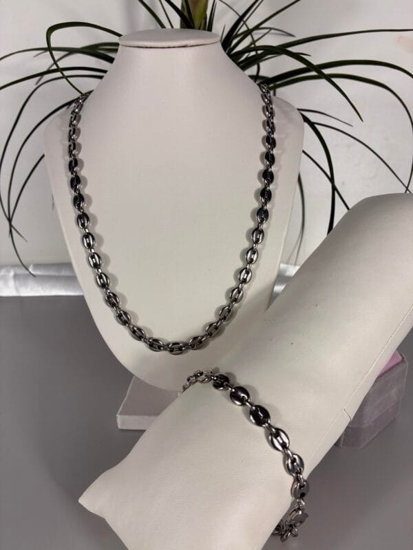 3d05bd74c630459dab31478deb5710fdtplv-t5fjg24jzw-origin-jpeg.jpeg Parure ALAIN AR pour Homme en Acier Inoxydable 316