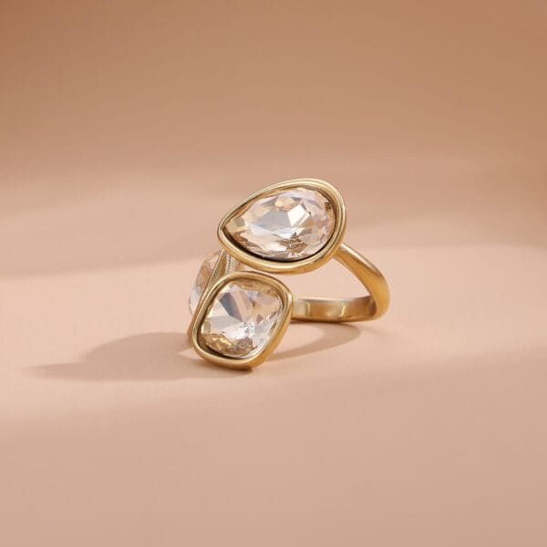 9b25e81c1f0e4baa93fb82112f30b726tplv-t5fjg24jzw-origin-jpeg.jpeg Bague LAURA BLANC en acier inoxydable